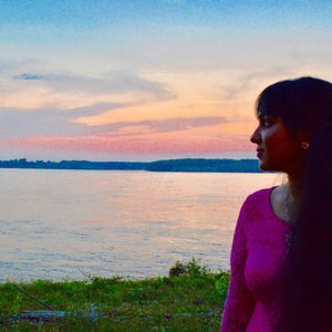 Meet your Posher, Maya